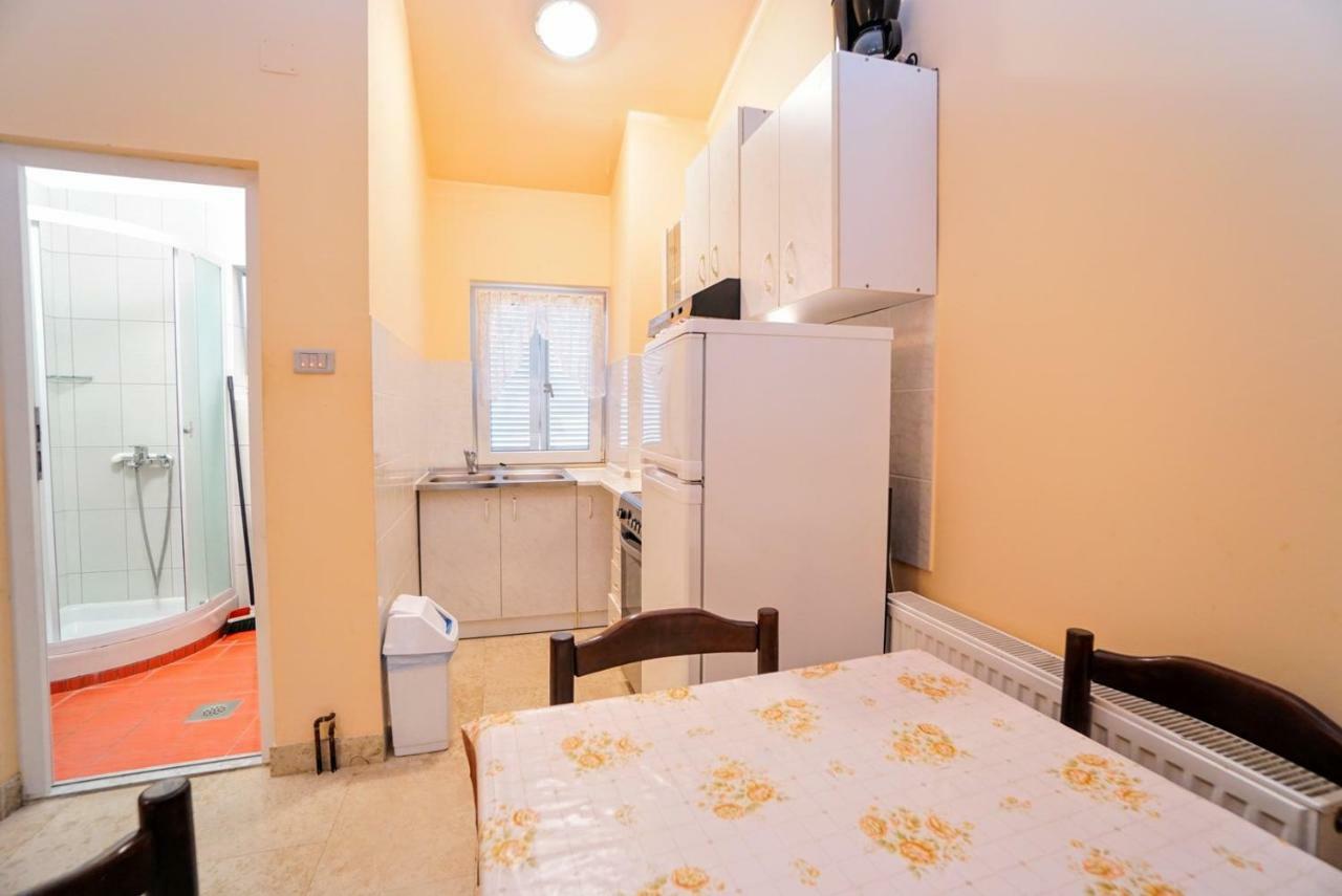 Apartments Branka Zambratija  Zewnętrze zdjęcie