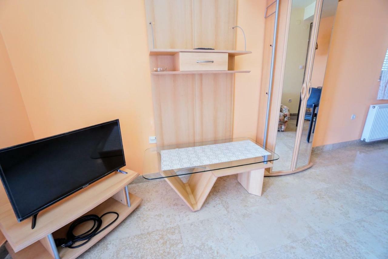 Apartments Branka Zambratija  Zewnętrze zdjęcie