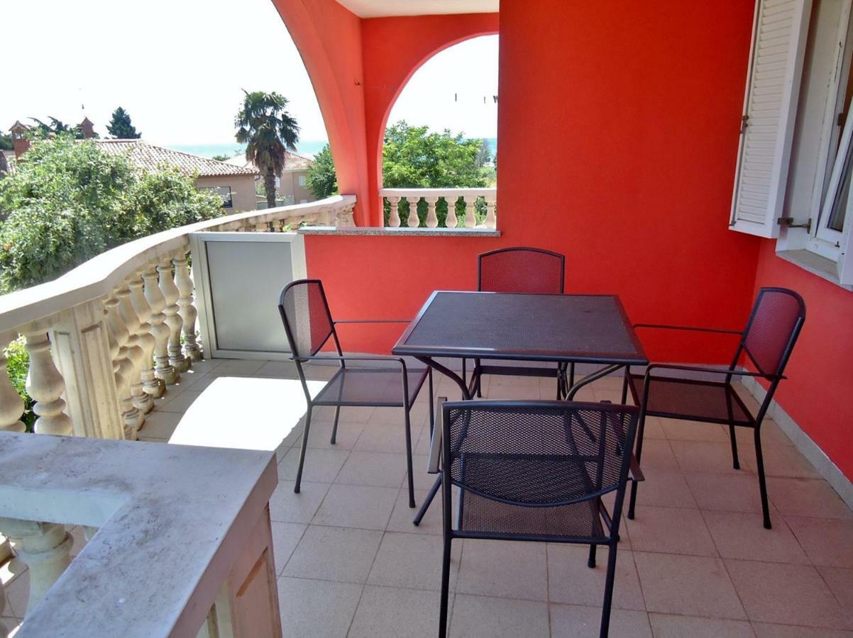 Apartments Branka Zambratija  Zewnętrze zdjęcie